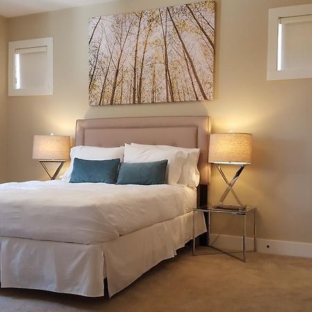 Teehouse Bed & Breakfast West Kelowna Exteriör bild