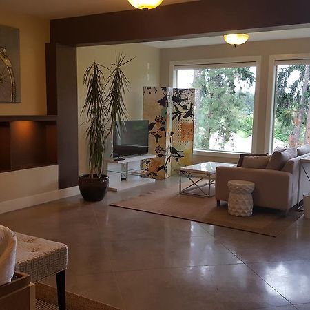 Teehouse Bed & Breakfast West Kelowna Exteriör bild
